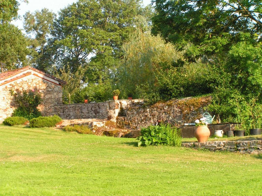 Вилла Chez Le Bayle Condat-sur-Vienne Экстерьер фото